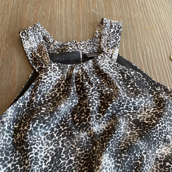 Apostrophe ladies tunic in black and white fully lined. Size extra small. - Picture 5 of 9